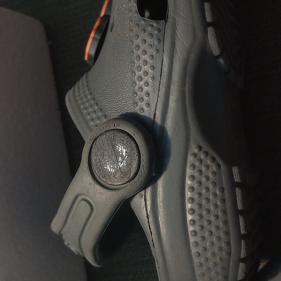 Toddler's Unisex Slate Grey Crocs Classic Clogs With Charms- Size C5 - Picture 7 of 8